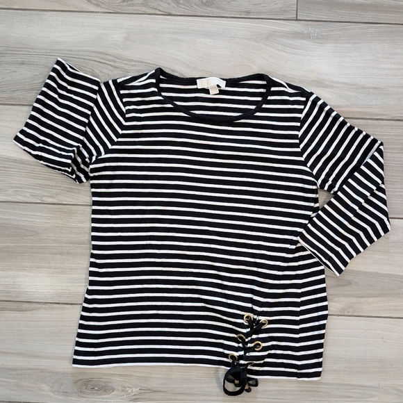 MICHAEL Michael Kors Striped 3/4 Length Sleeve, with Gold Tone Rivets - Picture 1 of 3